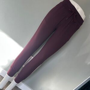 Lululemon size 4 Joggers